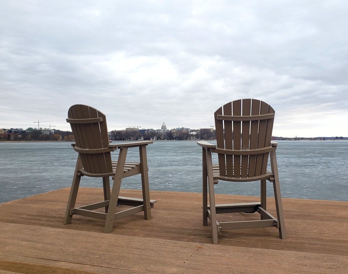 934 W Shore Dr #NA - Photo 3 of 39