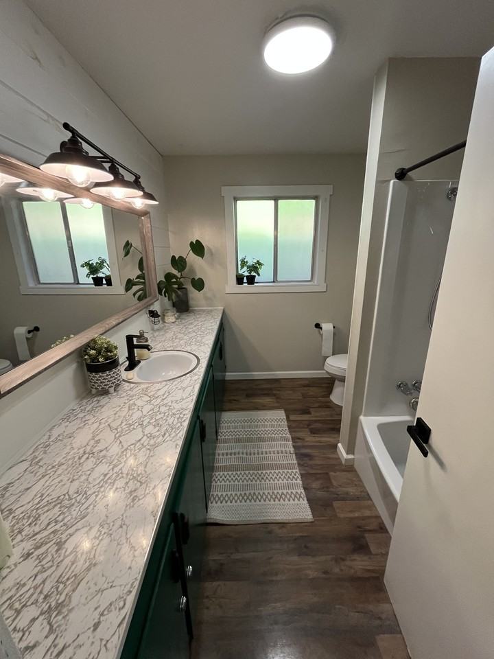 564 E Jackson St #NA - Photo 5 of 10