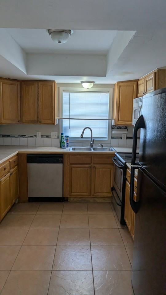 714 59th Avenue Dr W #714 - Photo 2 of 5