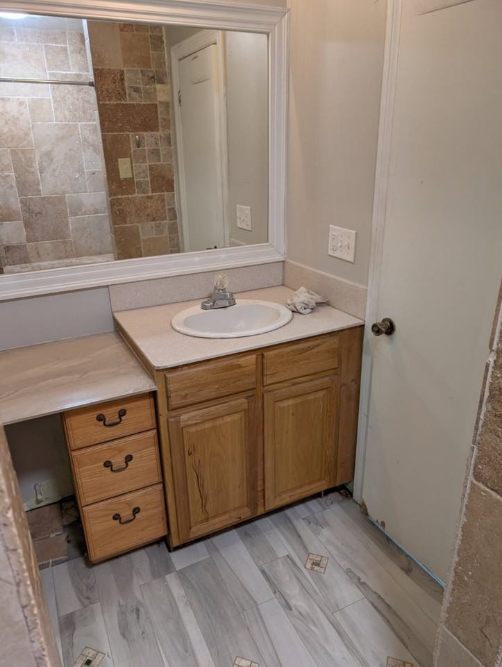 714 59th Avenue Dr W #714 - Photo 3 of 5