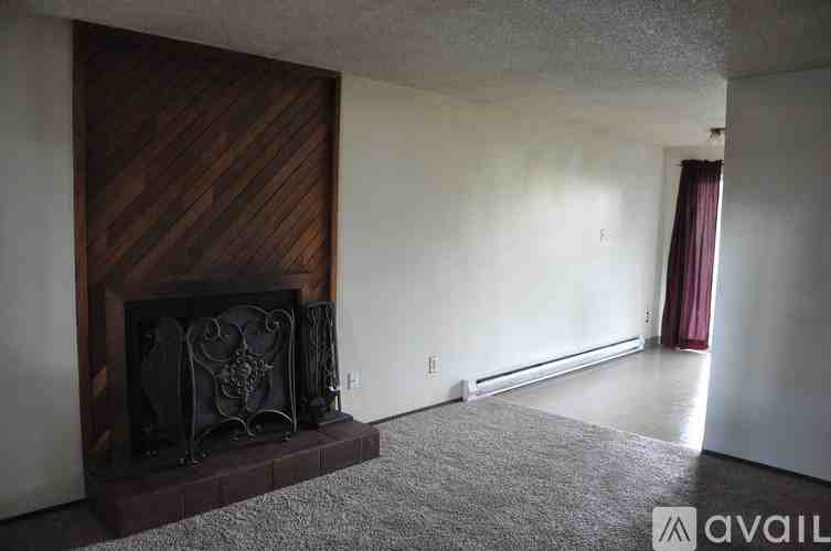 333 Se 139th Ave #NA - Photo 3 of 6