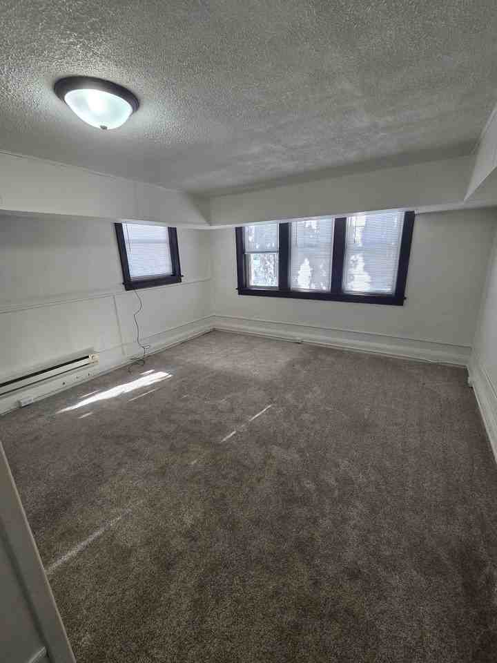 1731 E Superior St #2 - Photo 4 of 9