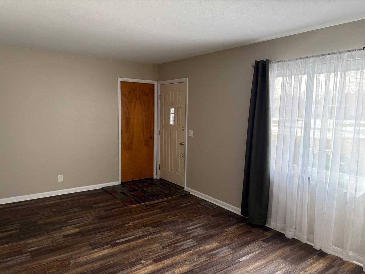 8352 Galloway Dr #NA - Photo 3 of 17