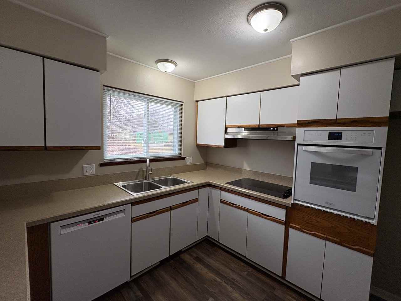 8352 Galloway Dr #NA - Photo 5 of 17