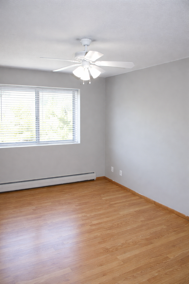 616-10TH - Photo 2 of 46