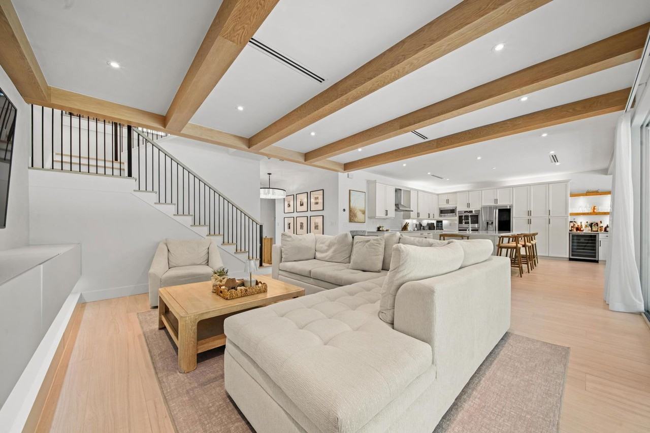 Salty Bay Dr - Photo 3 of 6