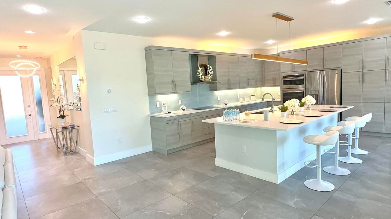 Green River Ct - Photo 2 of 5