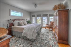 featured image of 1105 E Balboa Blvd