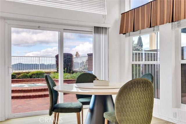 21881 Via Del Lago - Photo 4 of 8