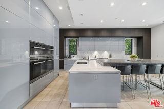 5365 Vanalden Ave - Photo 7 of 8