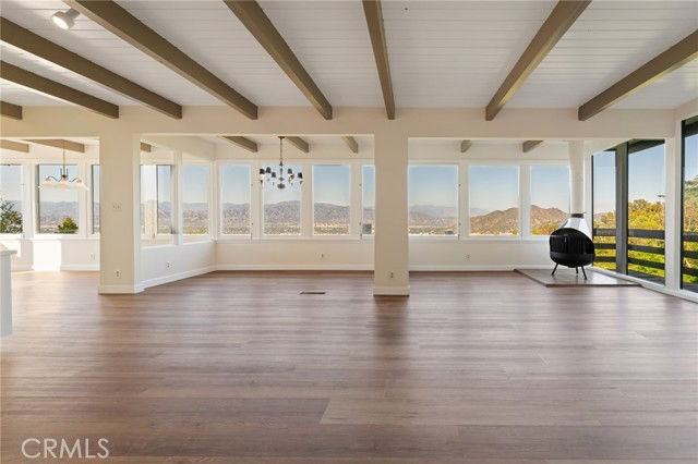 3230 Wrightwood Dr - Photo 7 of 8