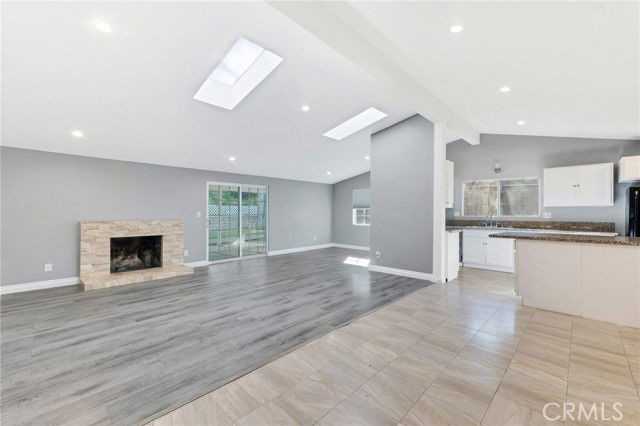 20416 Coulson St - Photo 3 of 8