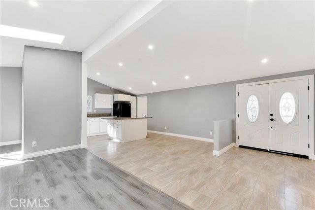 20416 Coulson St - Photo 5 of 8