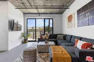 3800 Mentone Ave #401 - Photo 4 of 8