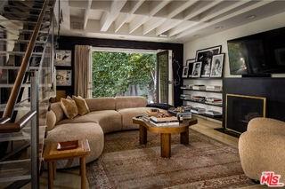 636 Huntley Dr - Photo 4 of 8