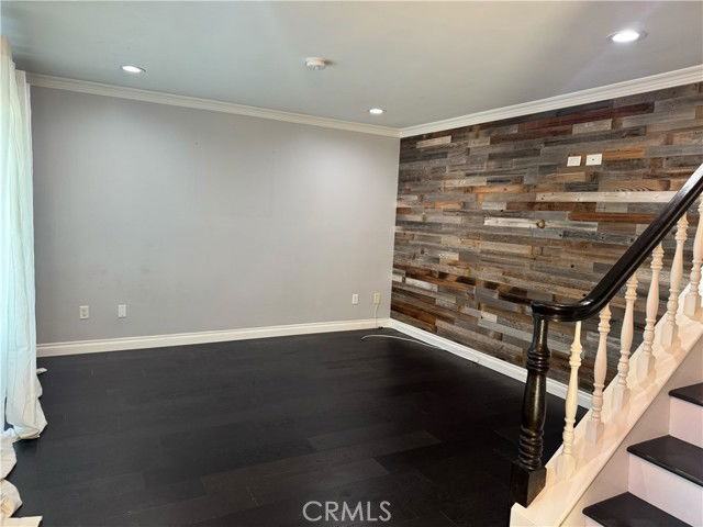 18013 Kensington Ave - Photo 4 of 8