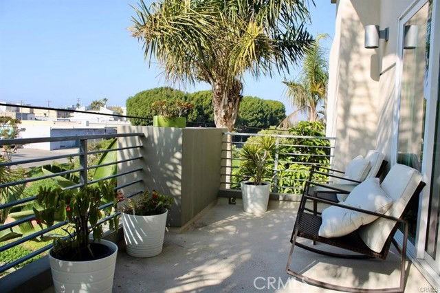 510 Ardmore Ave - Photo 7 of 8