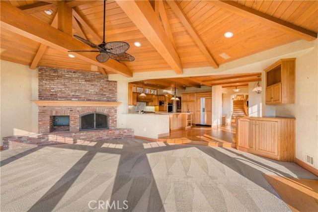 811 6th St - Photo 7 of 8