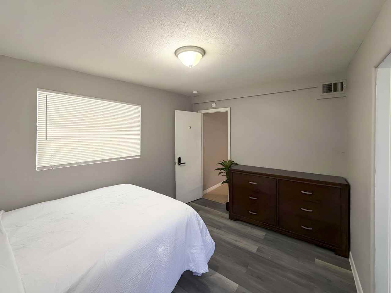 19th St - Photo 6 of 10