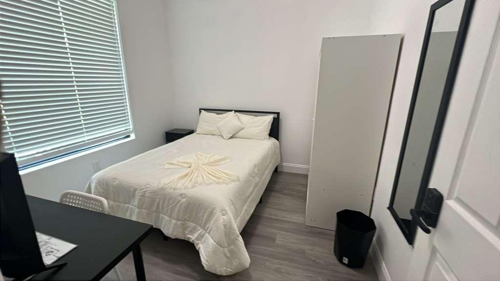 Harrison Dr - Photo 5 of 7