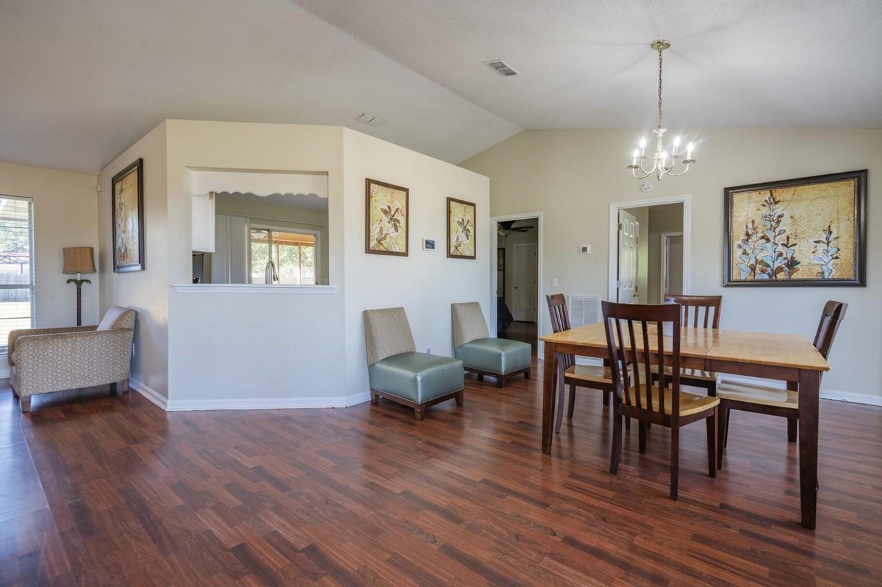 John Gibson Ct Ne - Photo 2 of 15