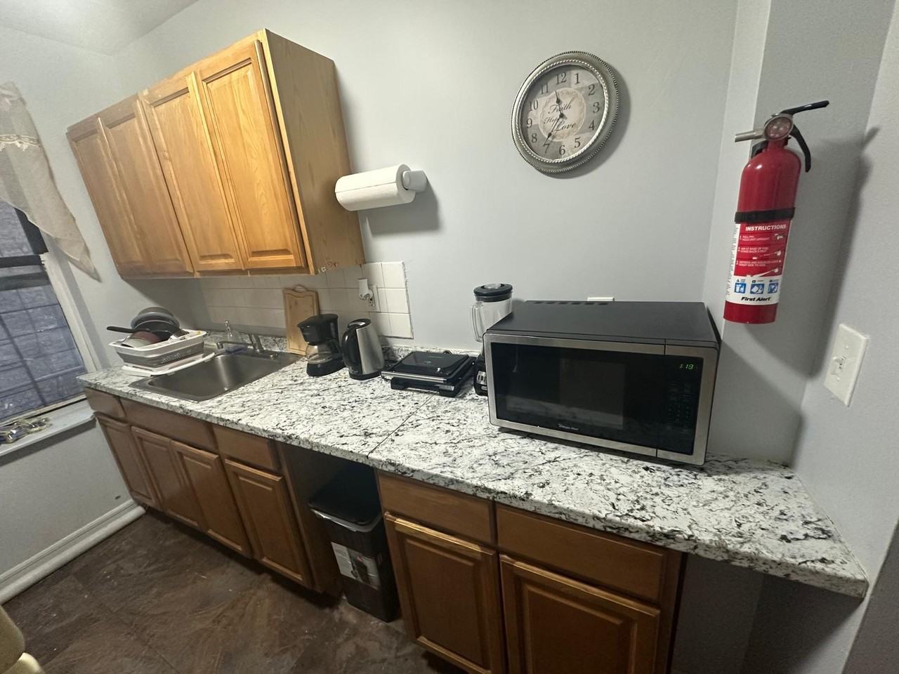 Woodycrest Ave - Photo 4 of 12