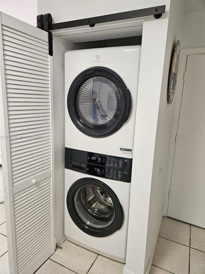 8394 Southwest 152nd Avenue Circle ##34 - Photo 3 of 47