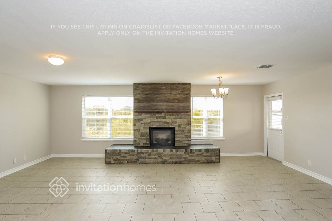 9203 Savoy Sands - Photo 4 of 17