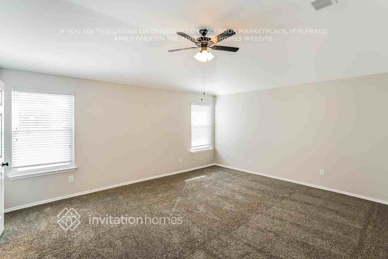 250 Pine Crest Dr - Photo 7 of 15