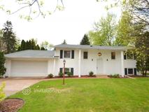 124 Oakwood Rd - Photo 1 of 1