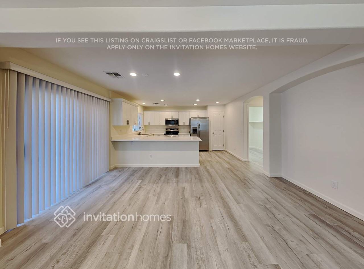 5853 E Hoover Ave - Photo 6 of 19