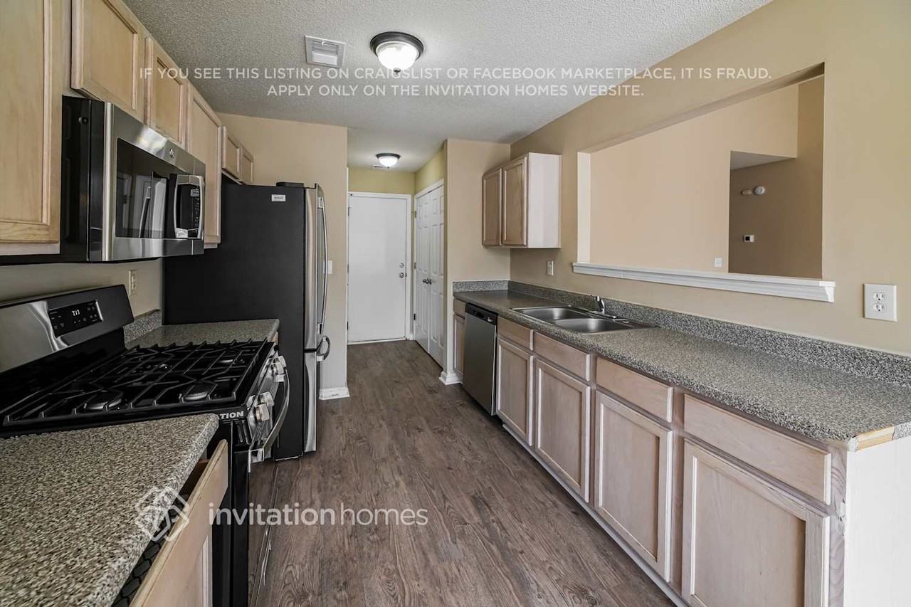 4116 Green Field Dr - Photo 7 of 17