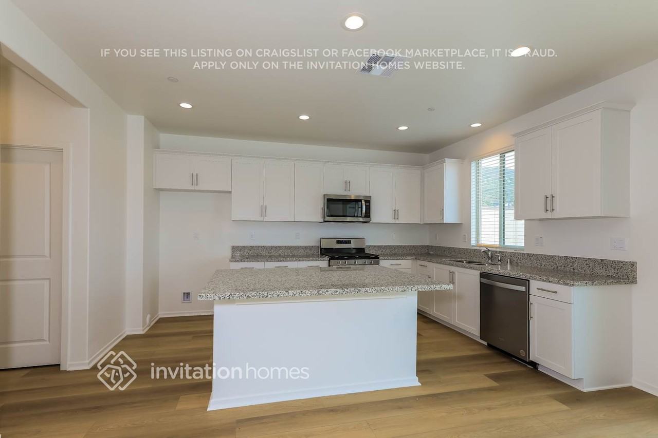 25191 Zircon Rd - Photo 7 of 22