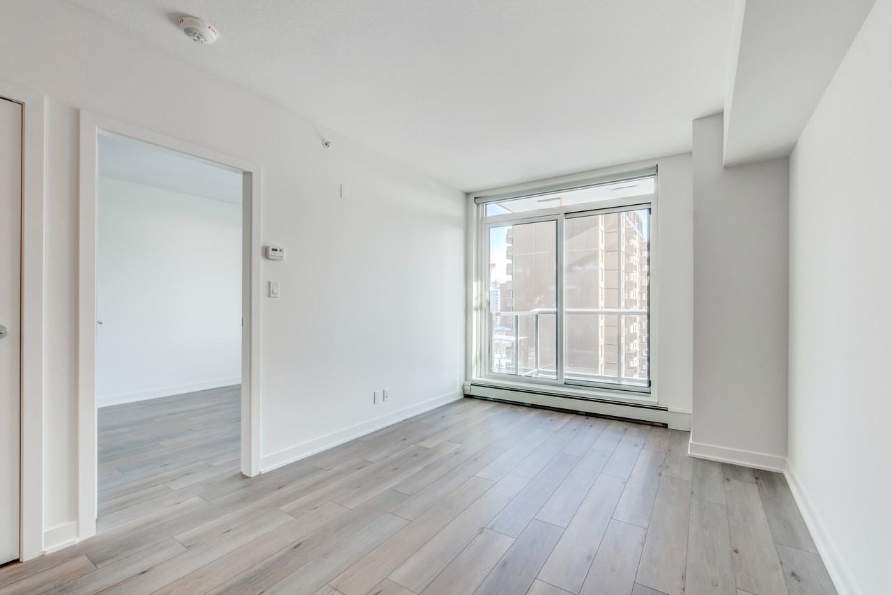 Redstone Apartments - Photo 6 of 9