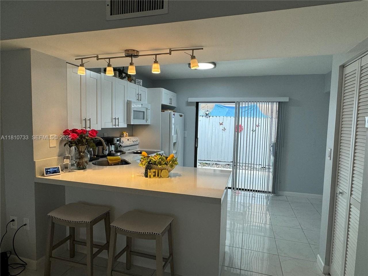 1817 Southwest 107th Avenue - Photo 6 of 6