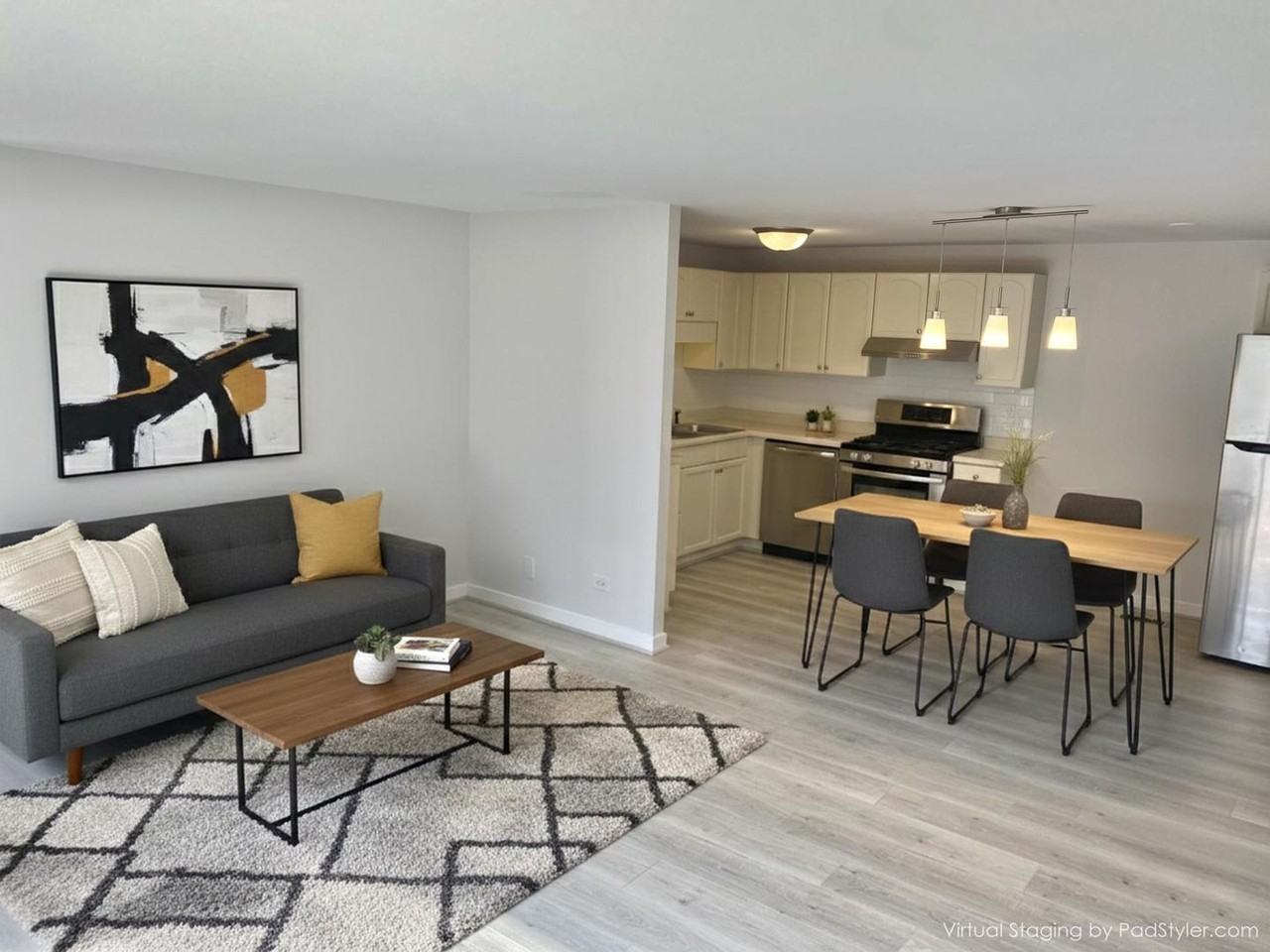 214 Barcliffe Ln - Photo 2 of 12