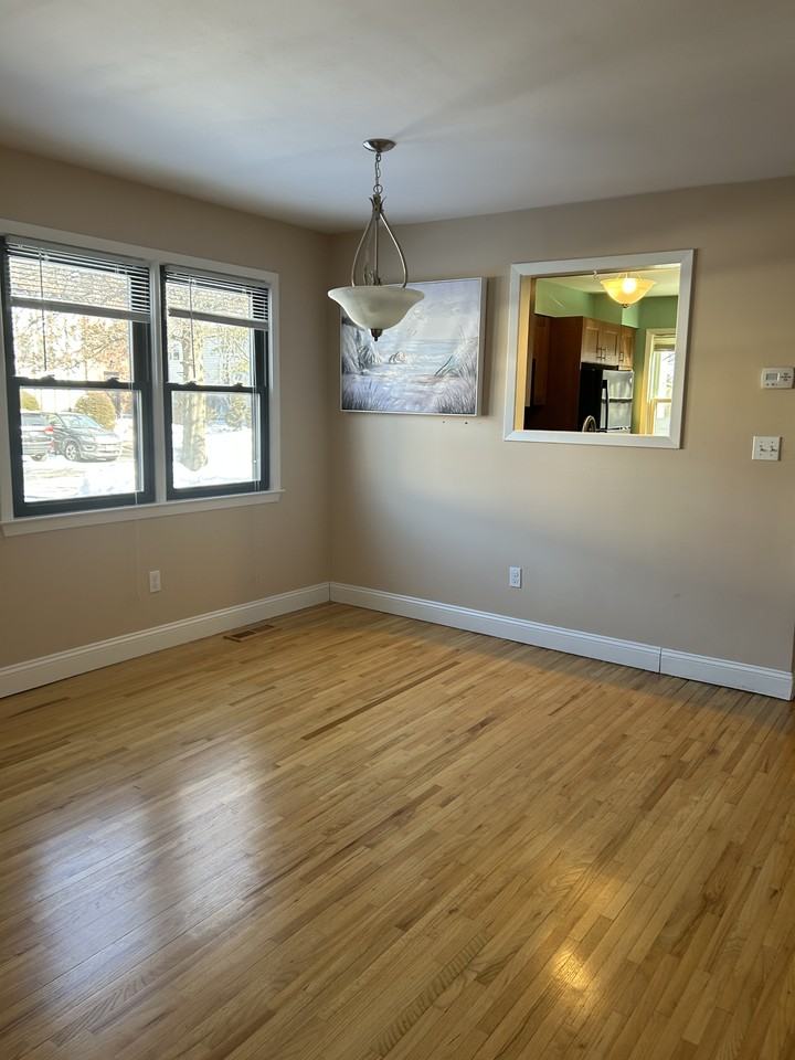 135 W Nyack Rd - Photo 6 of 15