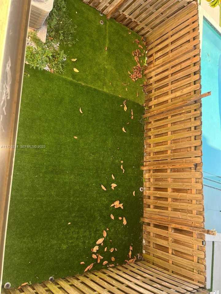 97 Southeast 34th Terrace - Photo 5 of 23