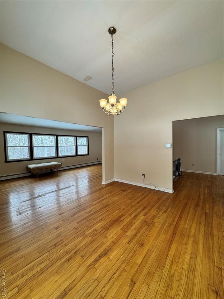 35 Top O Hill Rd - Photo 3 of 16