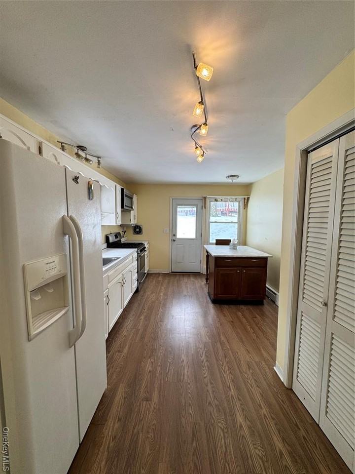 35 Top O Hill Rd - Photo 6 of 16