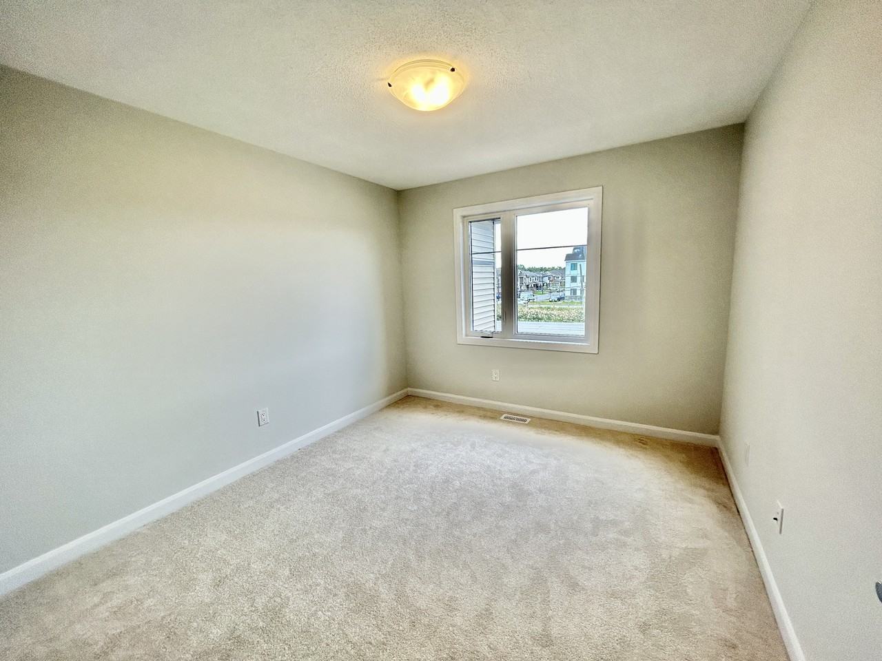 193 Shallow Pond Place - Photo 3 of 30