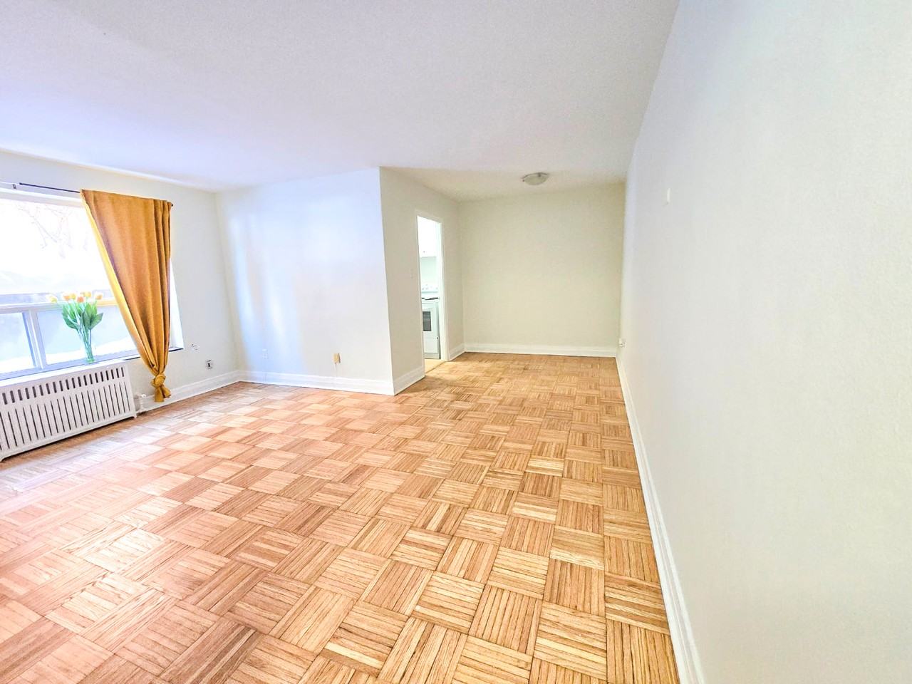 309 The Kingsway #B1 - Photo 2 of 9