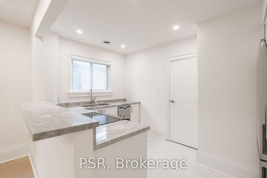 25 Coulson Avenue #Main - Photo 5 of 13