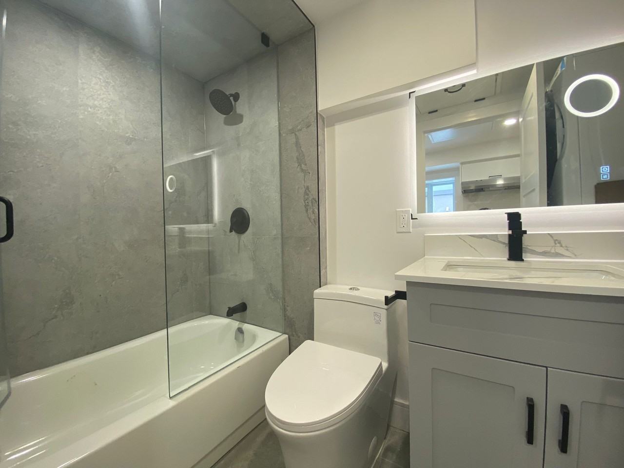 468 Northcliffe Boulevard #4 - Photo 3 of 7