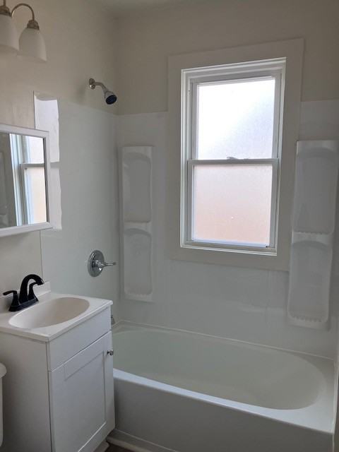 611 Phelps Street - Photo 5 of 9