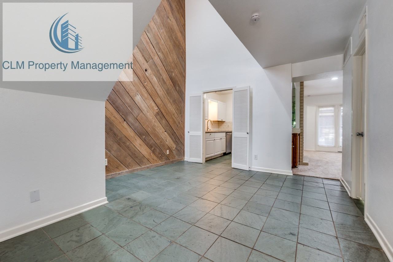 7608 Woodthrush Drive - Photo 3 of 25