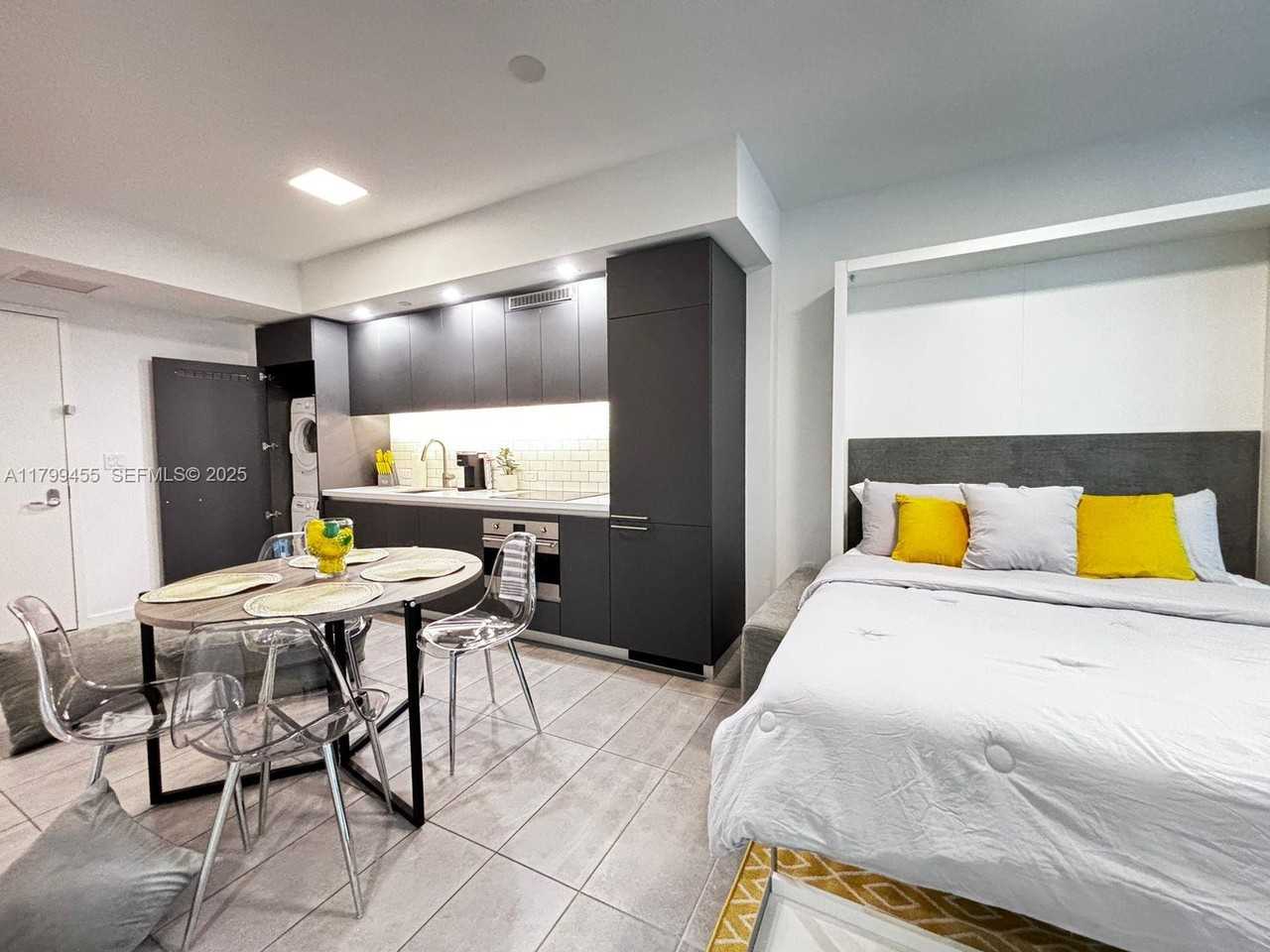 227 Northeast 2nd Street - Photo 7 of 30