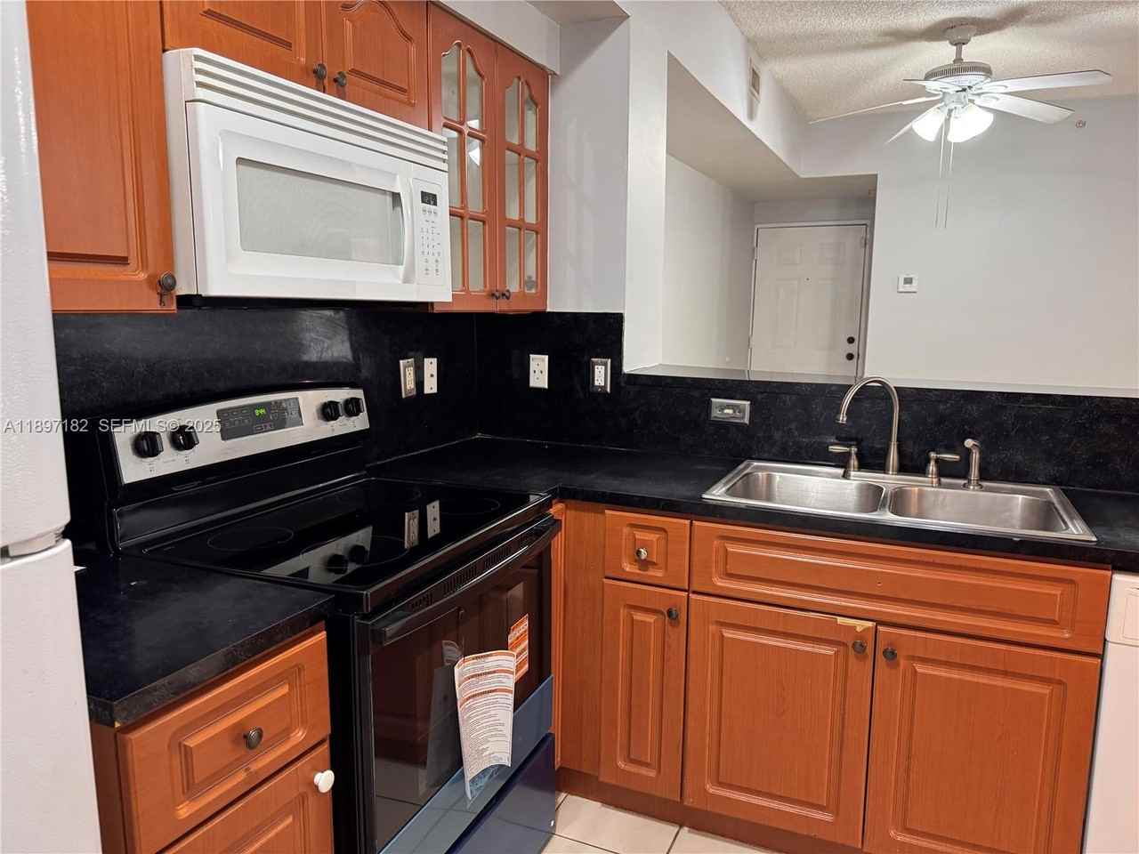 2401 West Preserve Way ##201 - Photo 6 of 14