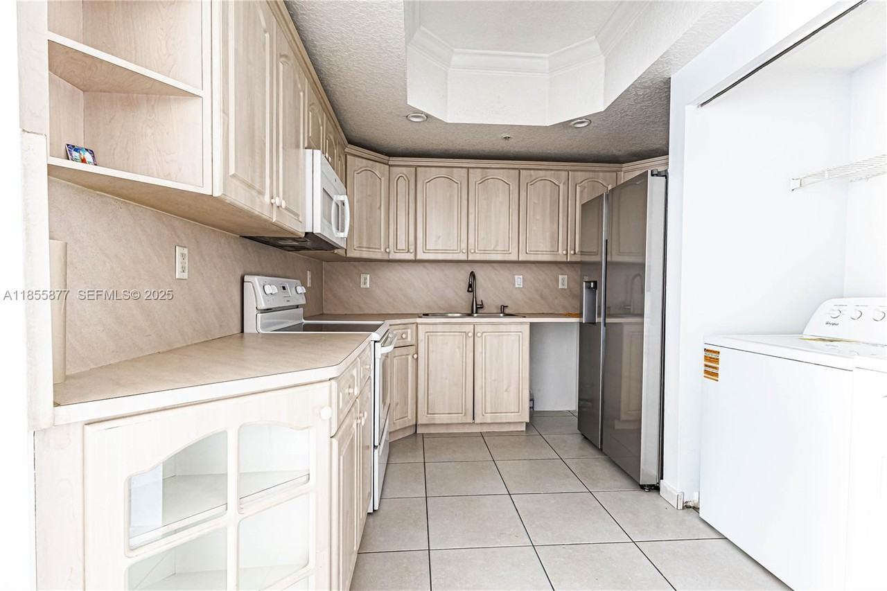 17405 Northwest 75th Place ##110 - Photo 2 of 19