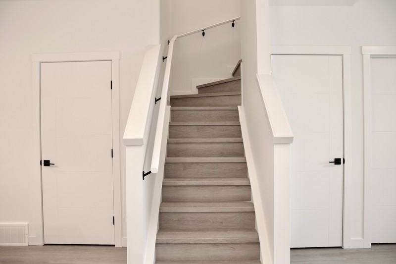 9938 162 Street Northwest - Photo 5 of 9